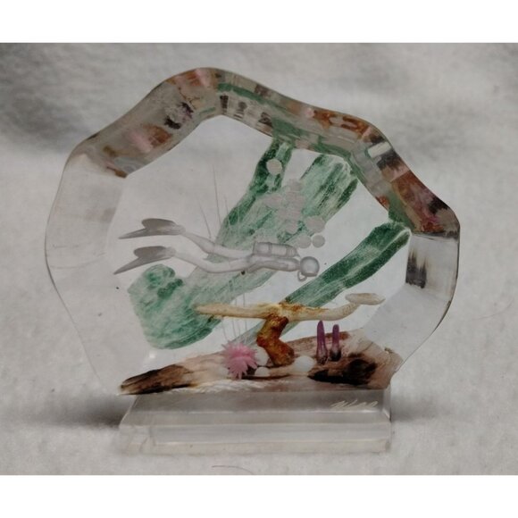 Wade Underwater‎ Diver Lucite Sculpture with Coral & Sea Life Scene Vintage - Picture 5 of 12